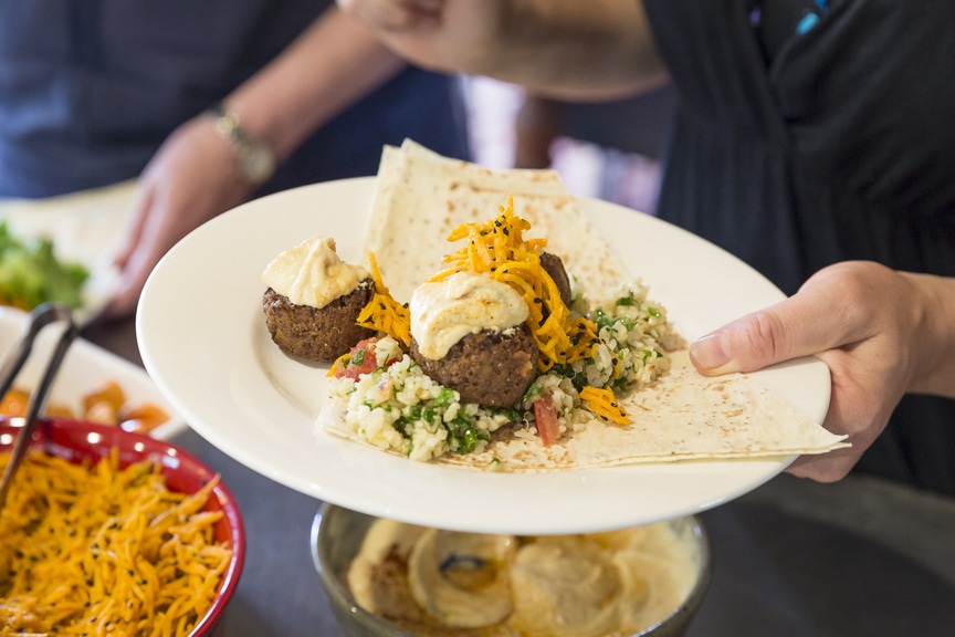 Byron-Bay-Mindfulness-Retreat-Meals