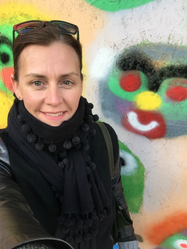 Louise-faces-Florence